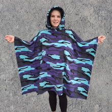 Load image into Gallery viewer, Purple Camouflage Hooded Fleece Blanket Scout Guide Camp Blanket Poncho